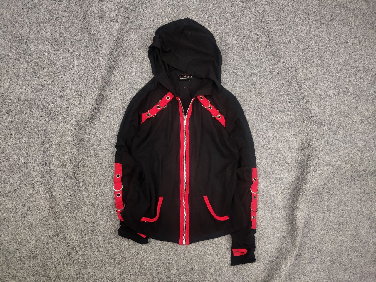 If Six Was Nine Vintage living dead dolls Avant Garde Zip Up Hoodie Y2K Size US M / EU 48-50 / 2 - 1 Thumbnail