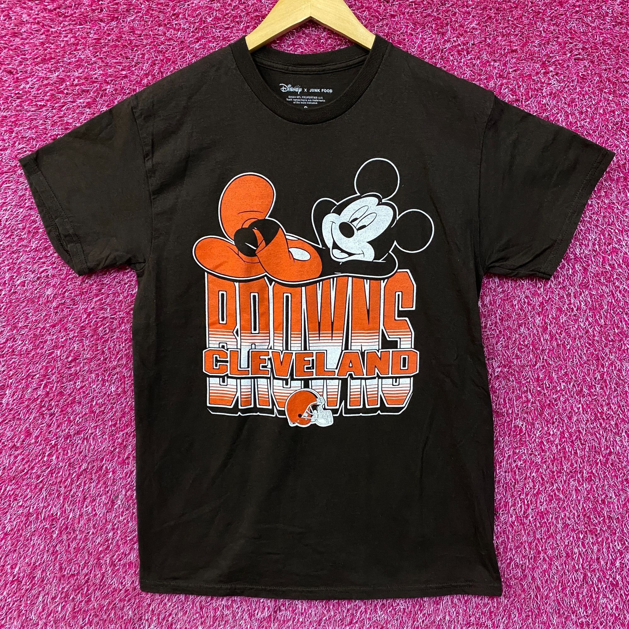Disney Junk Food x NFL Disney Mickey Mouse Kick Back Browns Clevela Size US S / EU 44-46 / 1 - 1 Thumbnail