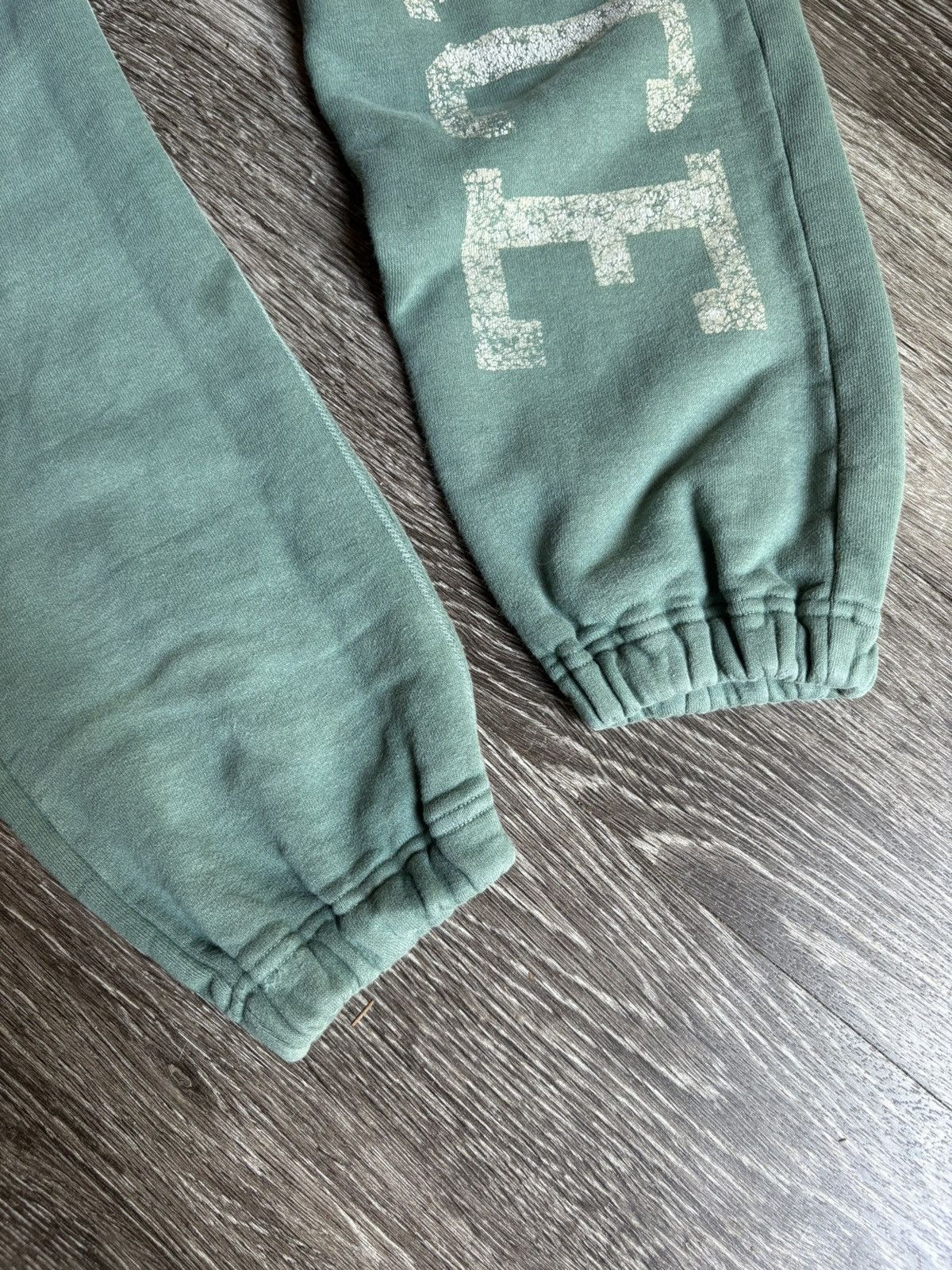 Saint Michael Saint Michael Green Source Sweatpants Joggers Size US 32 / EU 48 - 4 Thumbnail