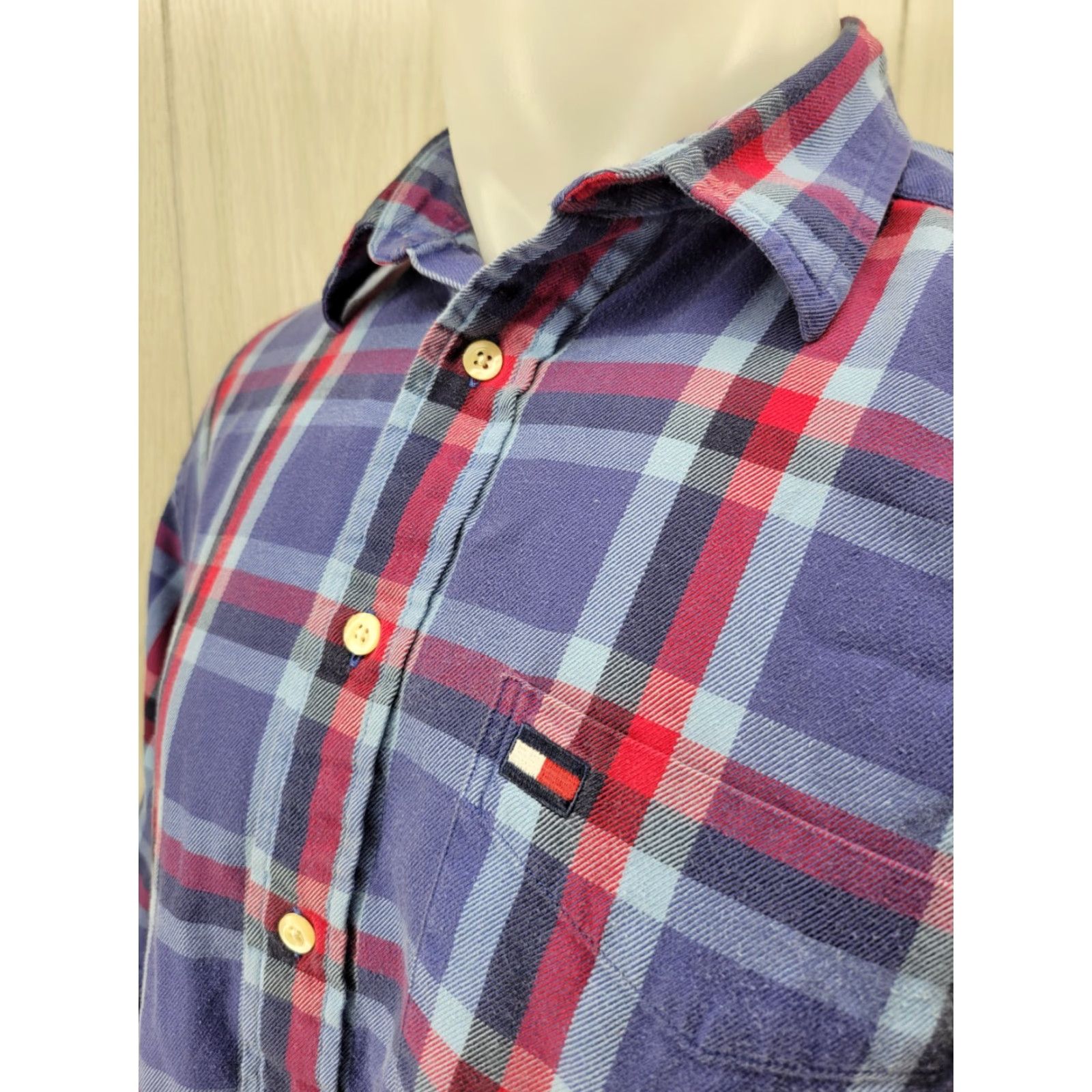 Tommy Hilfiger VINTAGE Tommy Hilfiger Shirt Mens Flannel Cotton Plaid Blue Box Logo Flag 1990s Size M Size US M / EU 48-50 / 2 - 3 Thumbnail