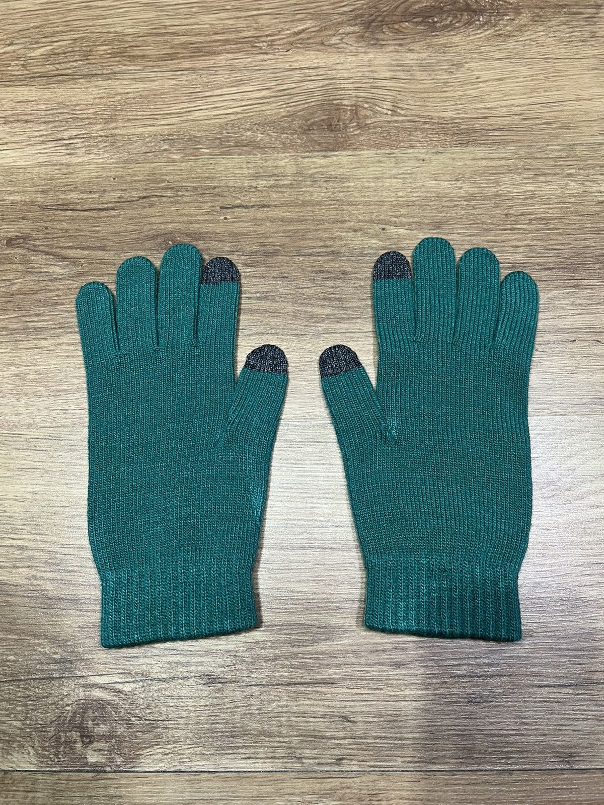 Gosha Rubchinskiy Adidas Gosha Rubchinskiy gloves Size 44 - 3 Thumbnail