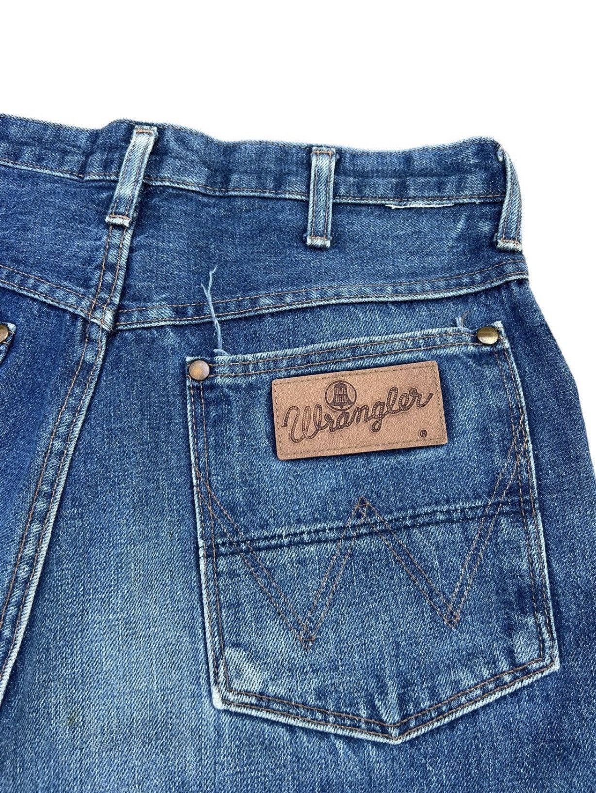 Vintage Vintage Wrangler Blue Bell Blue Denim Selvedge Jeans Size US 31 - 20 Thumbnail