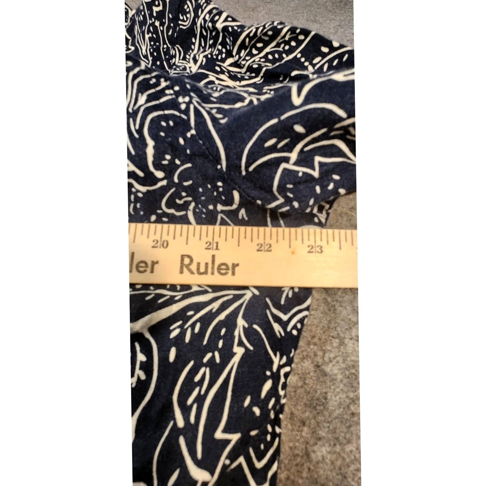 Vintage VINTAGE Carole Little Woman Blouse Shirt Womens 1X Blue White Linen Paisley Button Front Blouse Size XL / US 12-14 / IT 48-50 - 5 Thumbnail