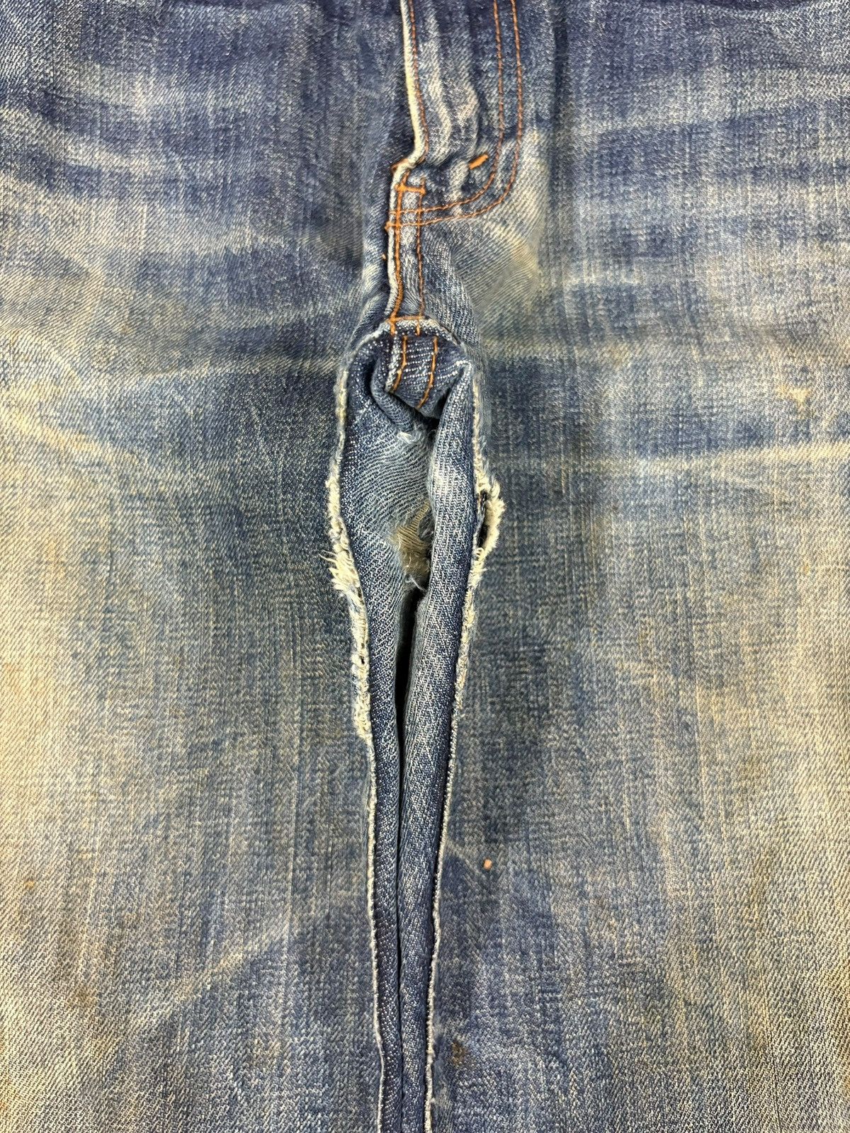 Levi's Levis 80s Levis 502 XX Big E Selvedge Distressed Baggy Jeans Size US 33 - 6 Thumbnail
