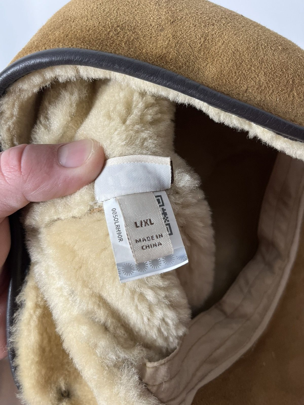 Ugg UGG Australia Sherpa Sheepskin Fur Ushanka Hat / Cap Size ONE SIZE - 9 Thumbnail