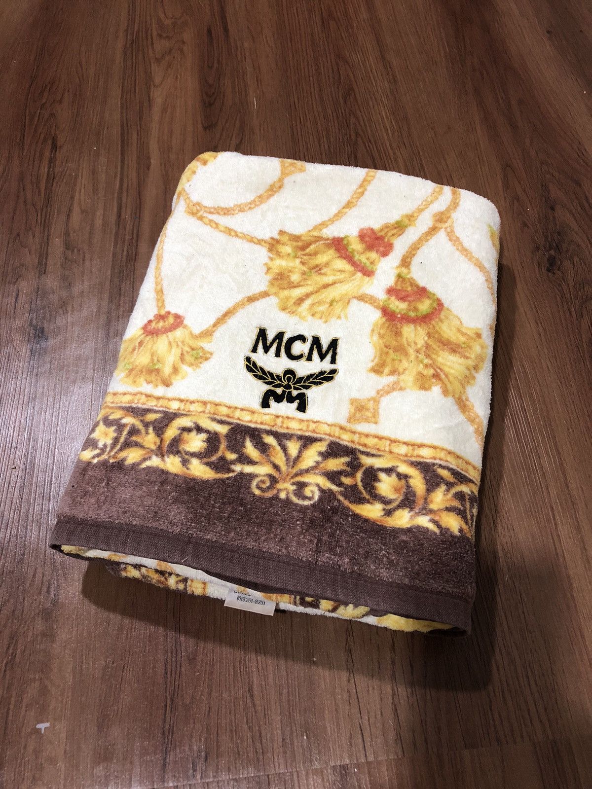 MCM × Vintage Vintage MCM Modern Creation Munich Towel Size ONE SIZE - 1 Thumbnail