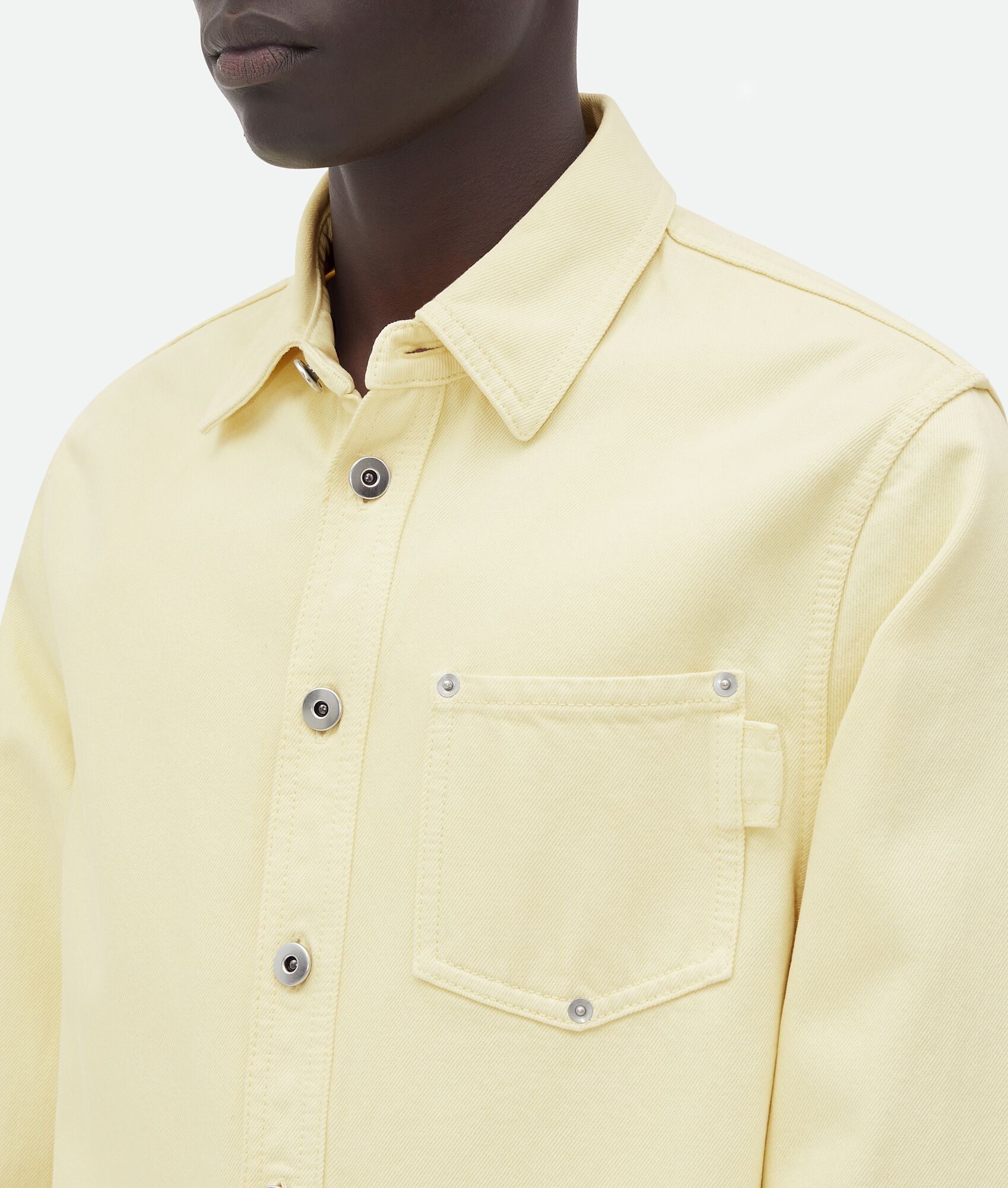 Bottega Veneta o1w1db10825 Wash Denim Shirt in Yellow Size US M / EU 48-50 / 2 - 5 Thumbnail