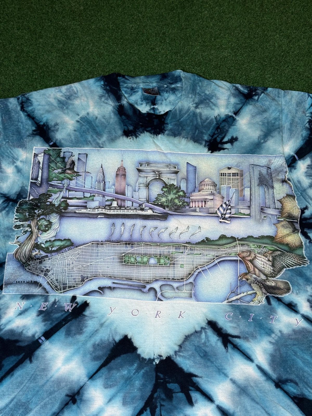 Vintage Vintage 90s New York City Map Central Park Tie Dye T Shirt Size US XL / EU 56 / 4 - 2 Thumbnail