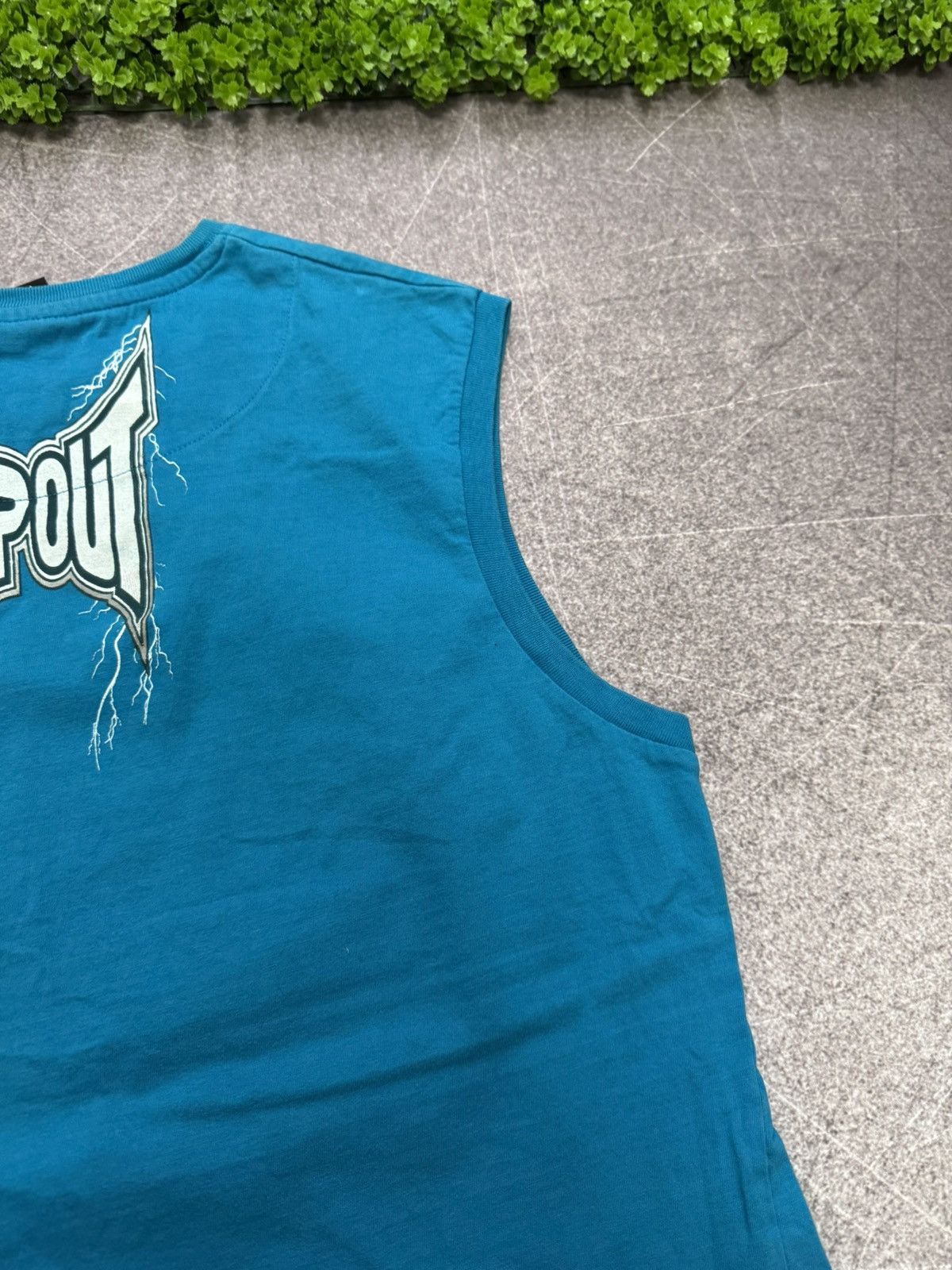 Tapout Vintage y2k Tapout crazy tribal all over print tank top tee Size US L / EU 52-54 / 3 - 12 Thumbnail