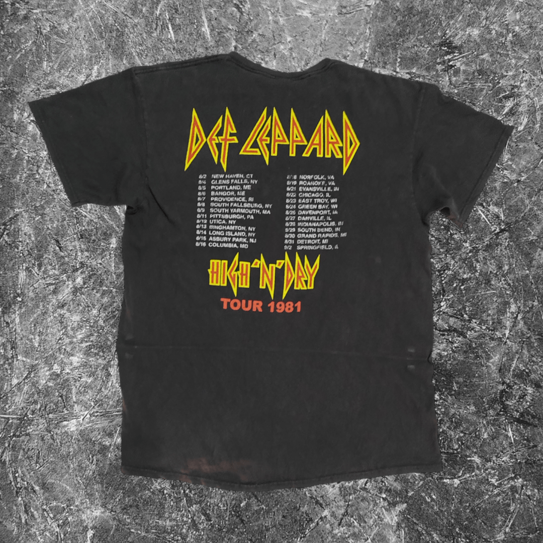 Band Tees × Def Leppard × Junk Food 1981 Def Leppard Tour T Shirt Size US M / EU 48-50 / 2 - 2 Thumbnail