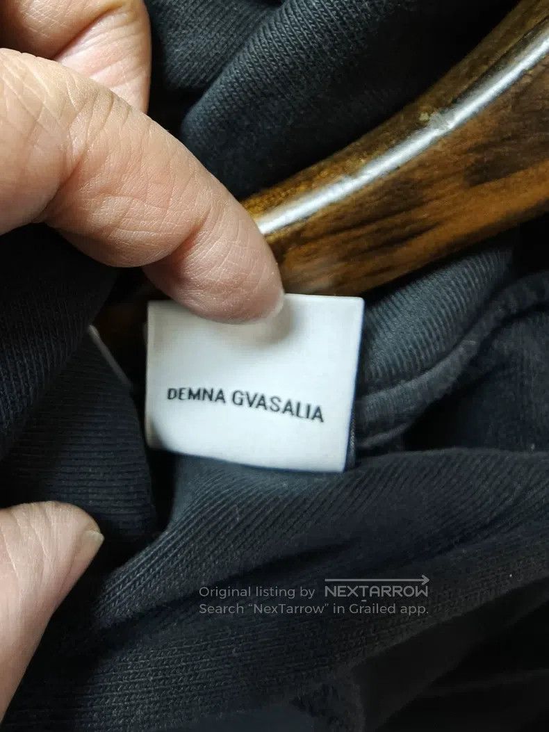 Vetements VETEMENTS sweatshirt Size US S / EU 44-46 / 1 - 5 Thumbnail