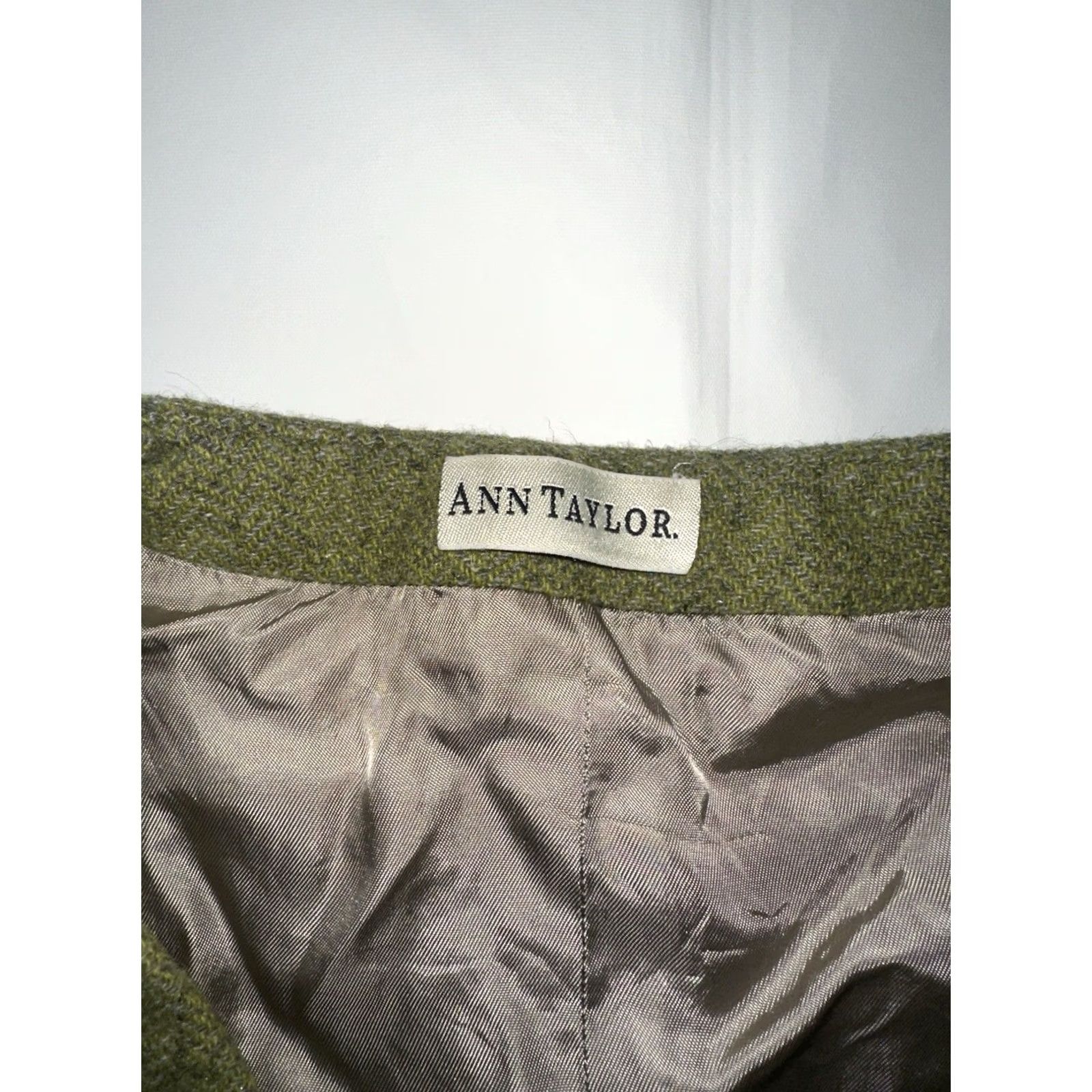 VINTAGE Ann Taylor Wool Vest Womens Size S Green 1997 main image 0