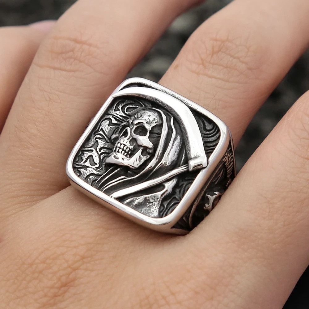 Vintage Sickle Skull Ring Size ONE SIZE - 2 Thumbnail
