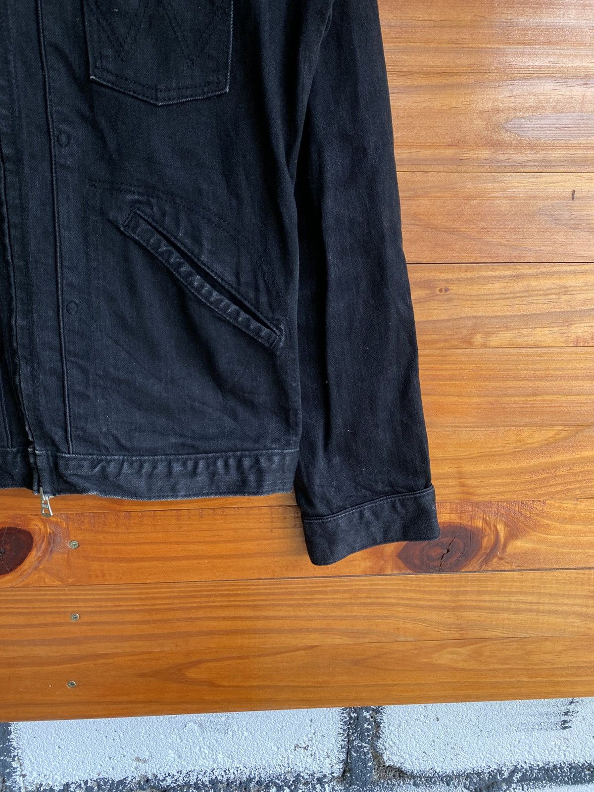 NANO universe Nano Universe × Wrangler Black Denim Jacket Collaboration Size US M / EU 48-50 / 2 - 7 Thumbnail