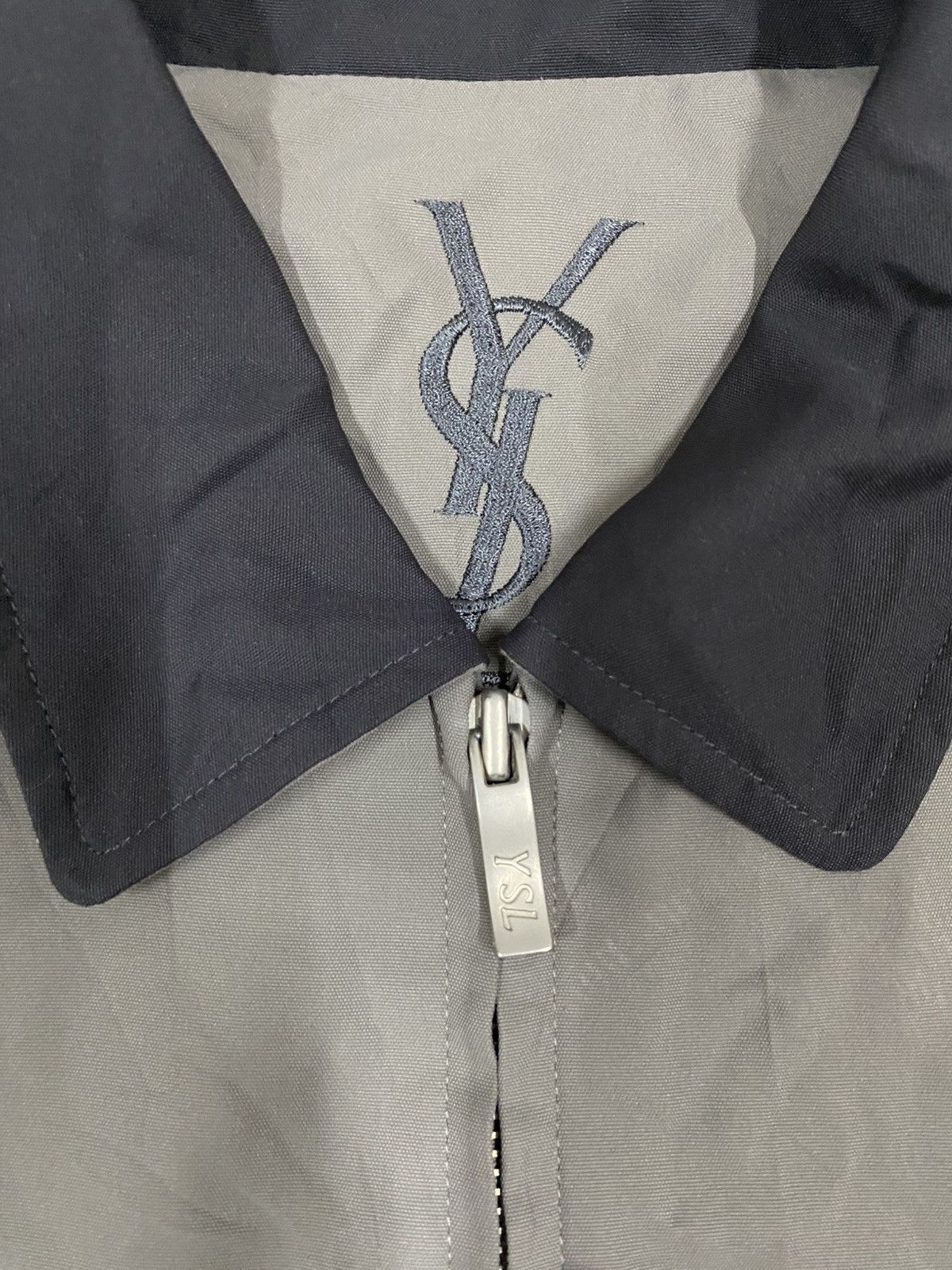 Yves Saint Laurent Vintage Saint Laurent jacket side small logo Size US L / EU 52-54 / 3 - 11 Thumbnail