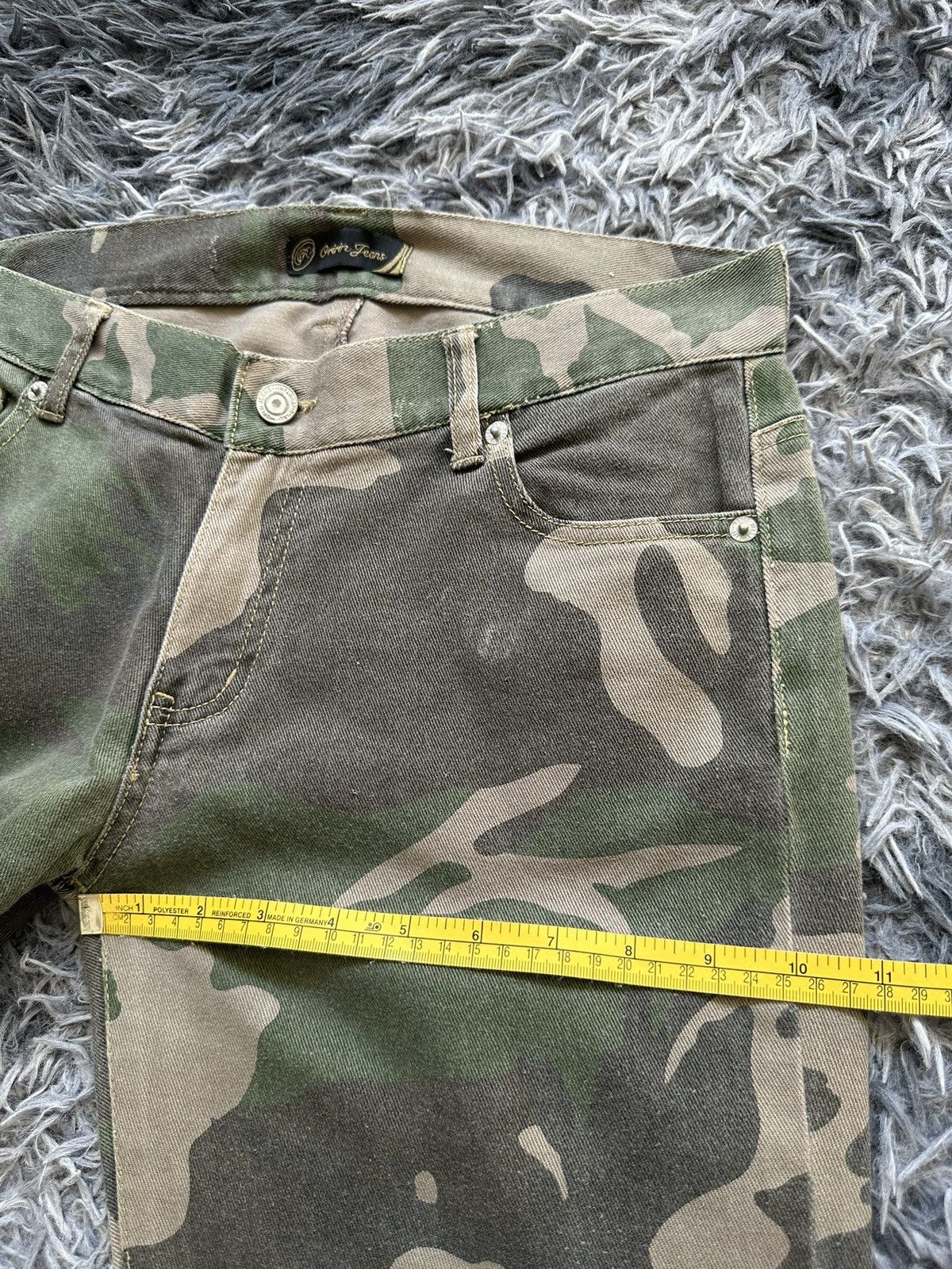 If Six Was Nine 2000's Oririn Jeans - jrock camo pant Size US 31 - 15 Thumbnail