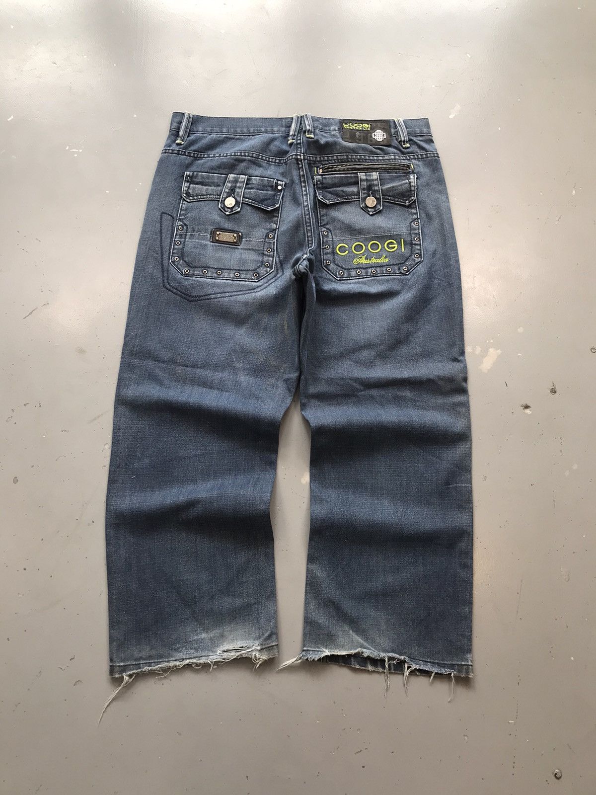 Coogi × Vintage Vintage Coogi SpellOut embroidered denim Size US 39 - 1 Thumbnail