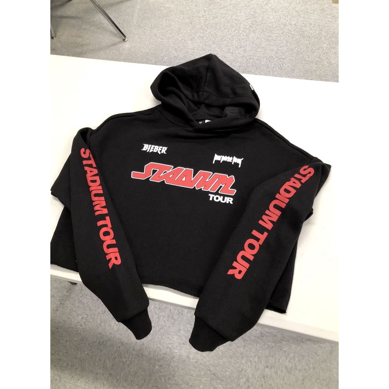Vintage VINTAGE Justin Bieber Purpose Stadium Tour Black Cropped Hoodie Sweatershirt XS Size XS / US 0-2 / IT 36-38 - 3 Thumbnail