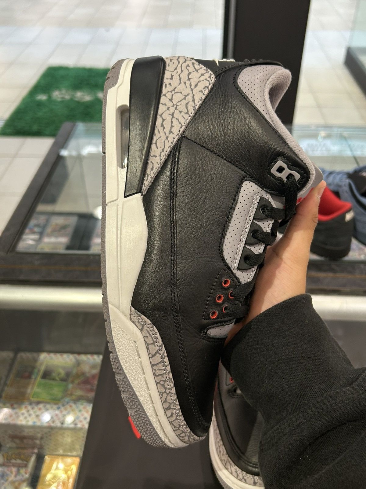 Jordan Brand Jordan 3 black cement 2024 Size US 9 / EU 42 - 5 Thumbnail