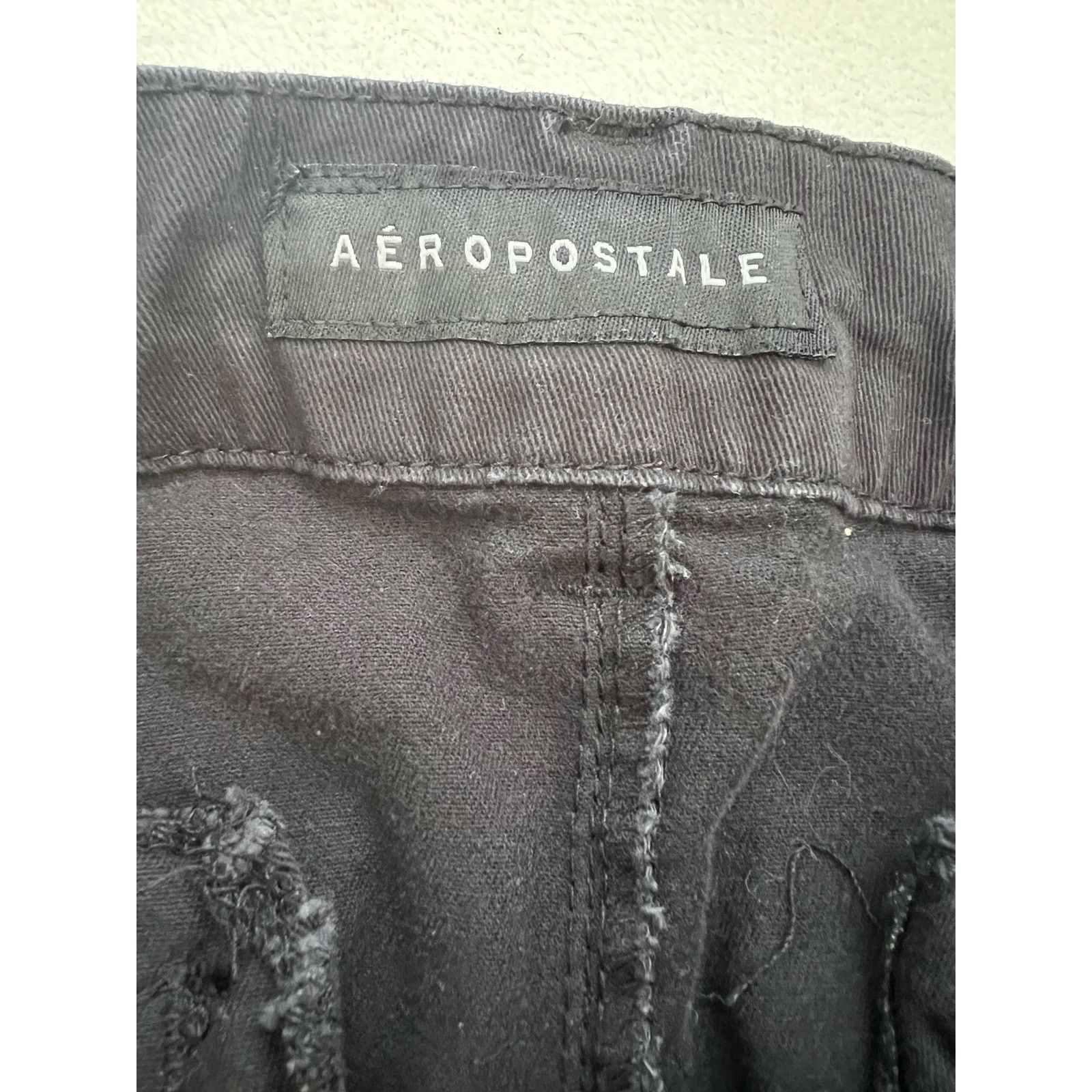 Aeropostale Aeropostale Mid-Rise Straight Leg Black Pants Size 8 Regular Size 30" / US 8 / IT 44 - 7 Thumbnail