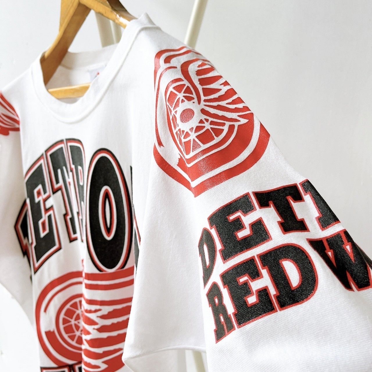 Apex One × Vintage 90s Detroit Red Wings NHL t-shirt/ L Size US L / EU 52-54 / 3 - 8 Thumbnail