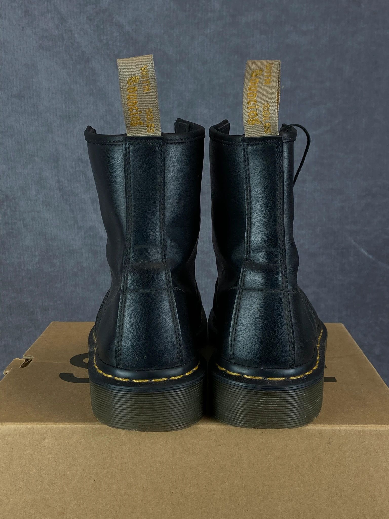 Dr. Martens Dr. Martens Black Leather Winter Boots EU 42 Size US 9 / EU 42 - 3 Thumbnail