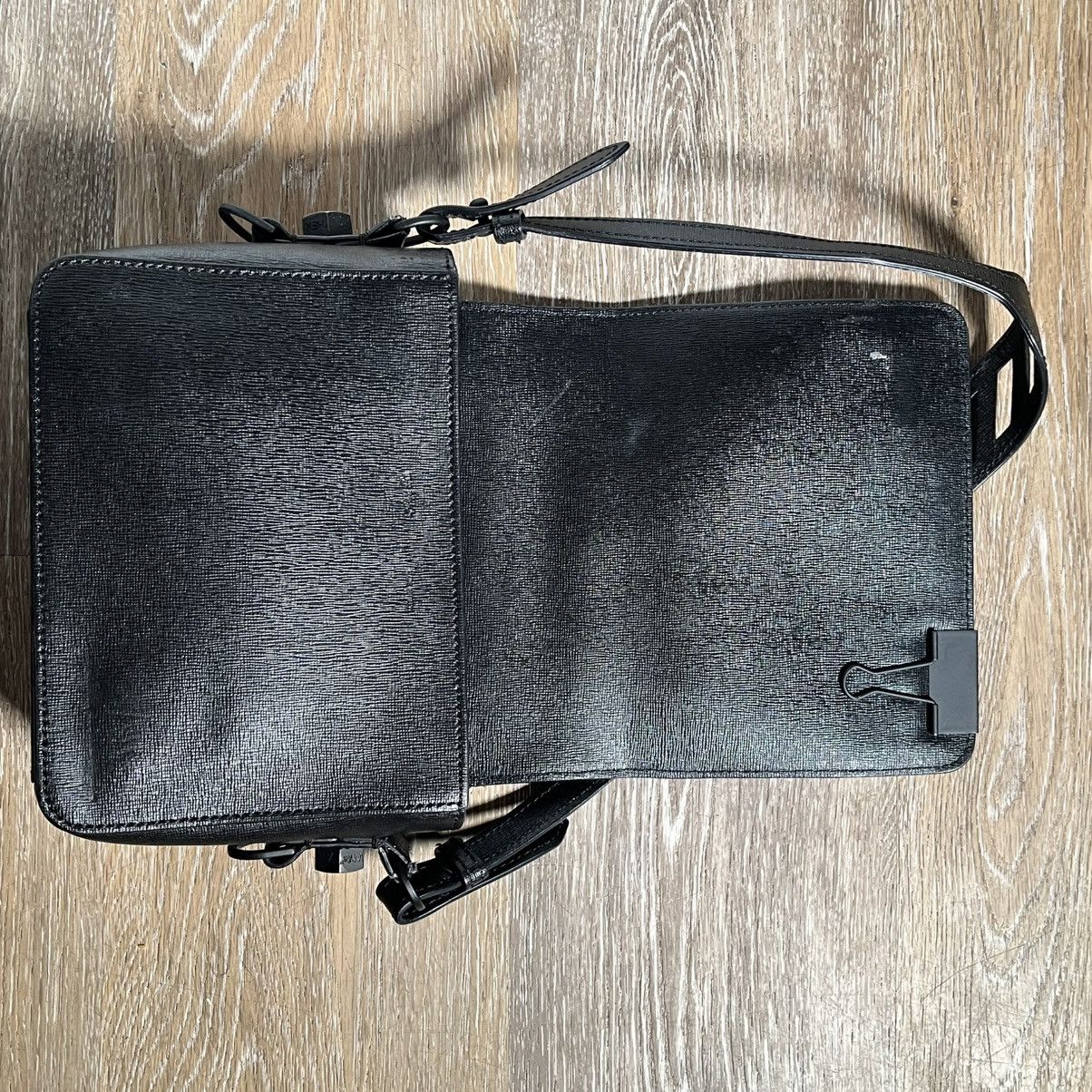 Off-White off-white binder clip diagonal leather bag Size ONE SIZE - 6 Thumbnail