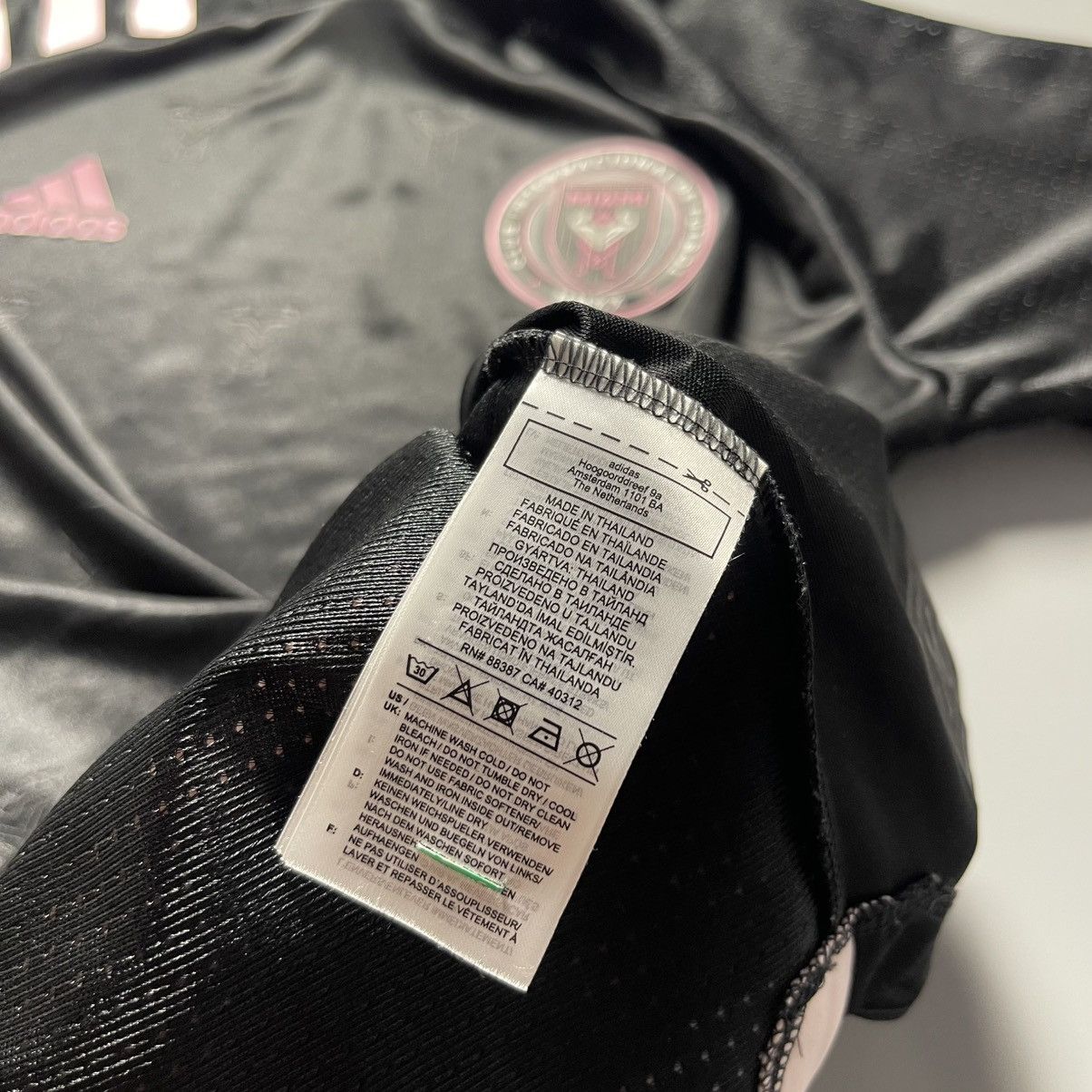 Adidas × Vintage INTER MIAMI ADIDAS 2020/2021 FOOTBALL AWAY JERSEY #9 HIGUAIN Size US M / EU 48-50 / 2 - 14 Thumbnail