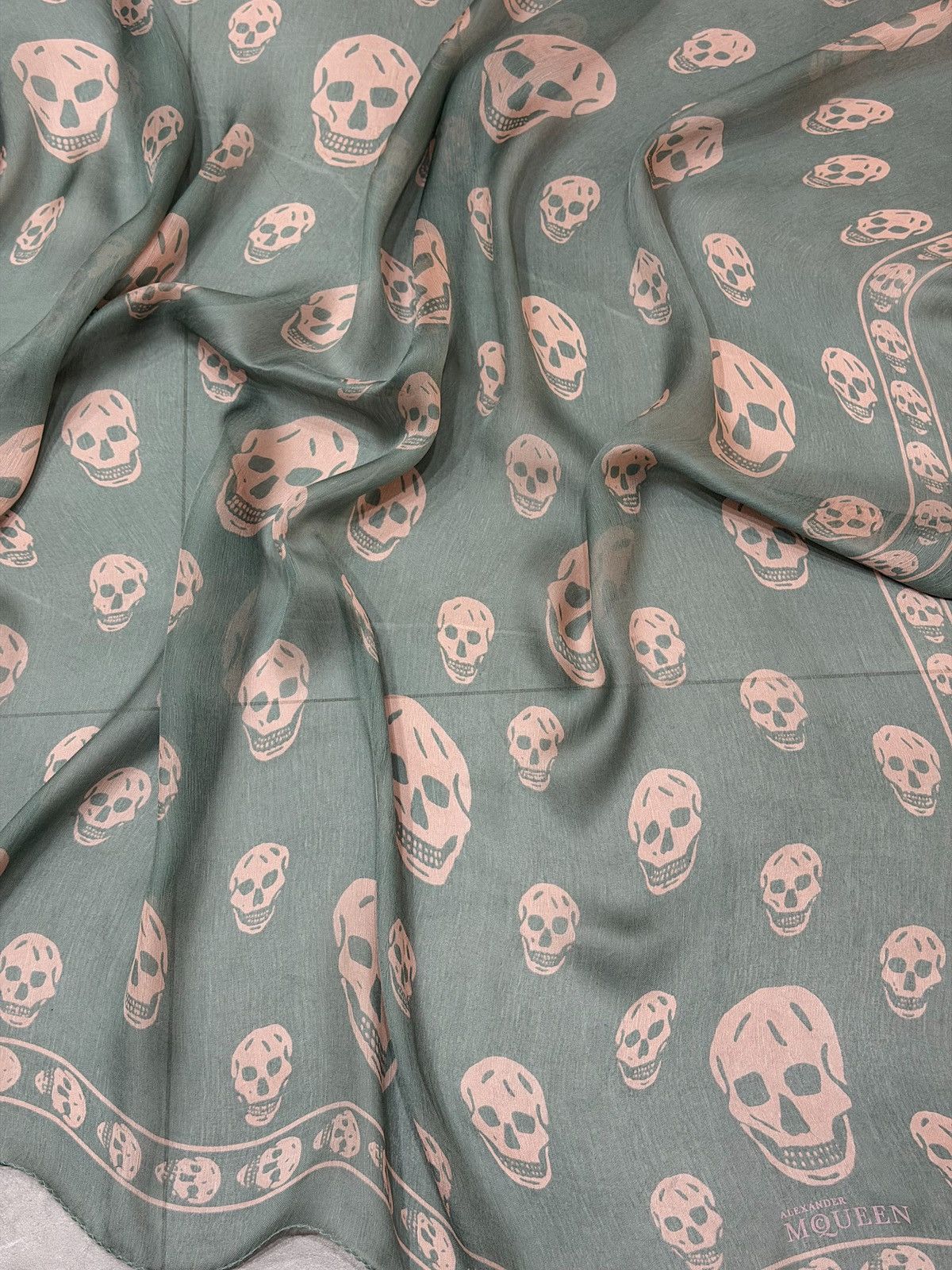 Alexander McQueen ALEXANDER MCQUEEN Skull Silk Scarf Kanye Wool Fakemink Logo Size ONE SIZE - 16 Thumbnail