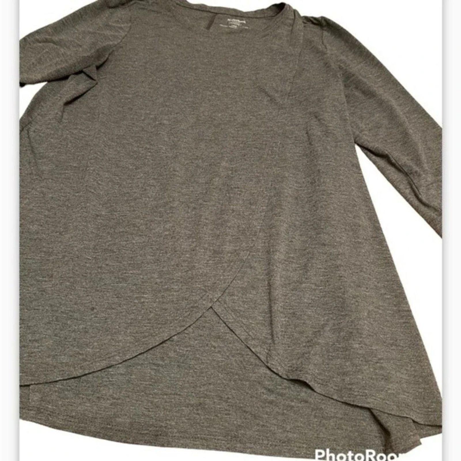 The Unbranded Brand Motherhood long sleeved nursing t-shirt, size Large Size L / US 10 / IT 46 - 1 Thumbnail