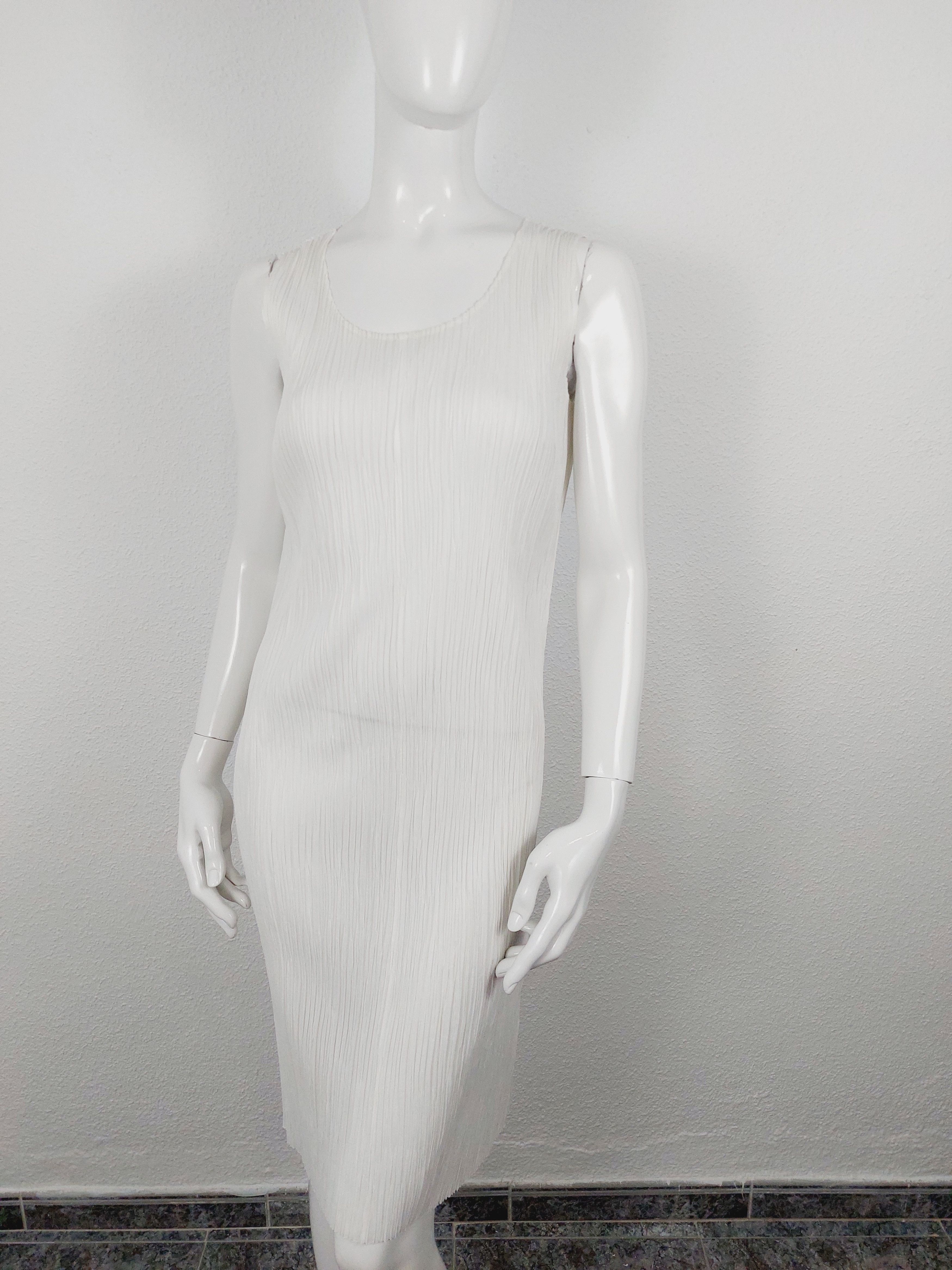 Issey Miyake Issey Miyake Pleats Please White Wedding Dress Set Size ONE SIZE - 14 Thumbnail