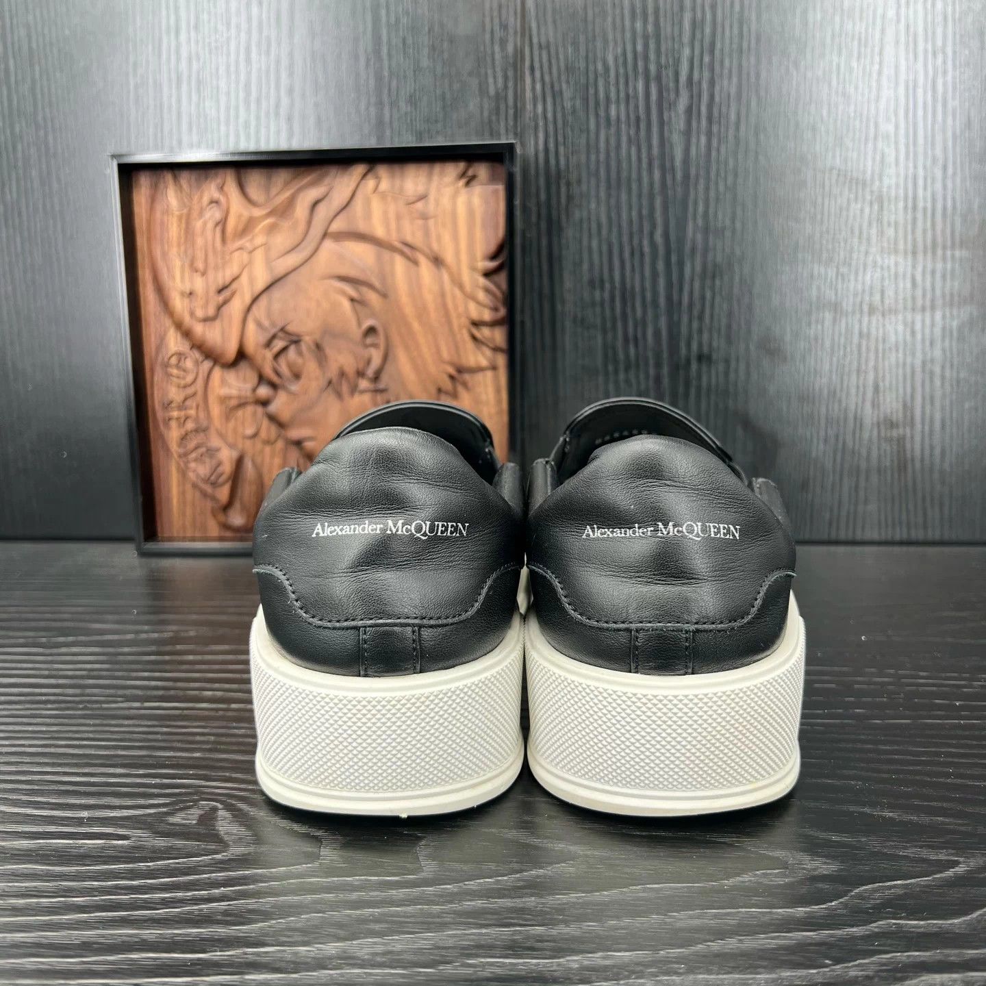 Alexander McQueen Alexander McQueen Deck Black & White Size US 7 / EU 40 - 8 Thumbnail