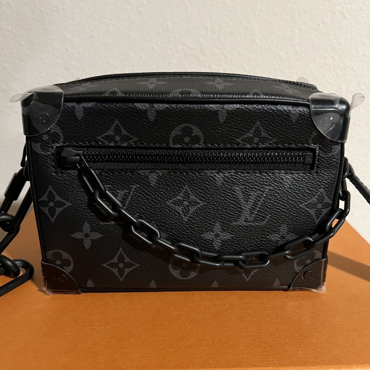 Louis Vuitton Louis Vuitton Soft Trunk Mini Black Canvas Monogram Eclipse Size ONE SIZE - 1 Thumbnail