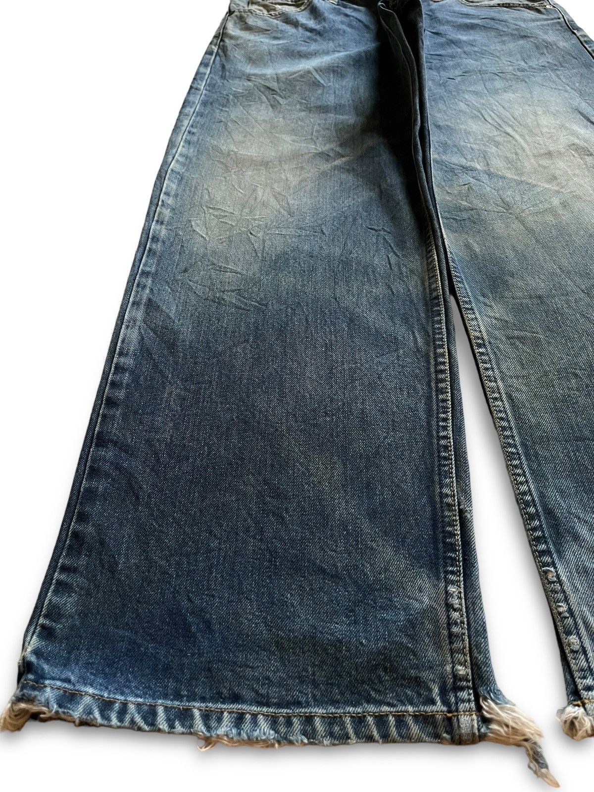 Japanese Brand Vintage Japanese Brand Mud Wash Distressed Baggy Jeans Size US 34 / EU 50 - 6 Thumbnail