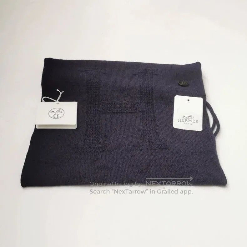 Hermes Hermes Black Cardigan Coat. Size US XS / EU 42 / 0 - 7 Thumbnail