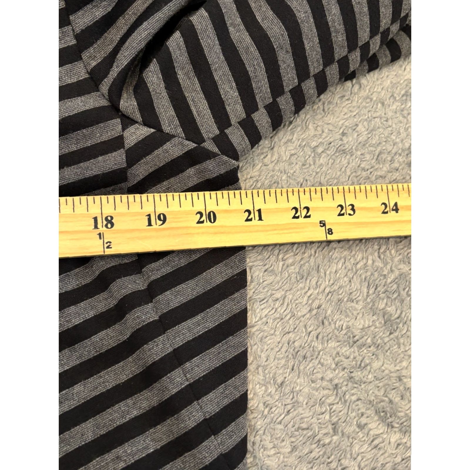 Vintage Tahari Shacket Womens 12 Gray Striped Long Sleeve Open Front Blazer Jacket Size XL / US 12-14 / IT 48-50 - 3 Thumbnail