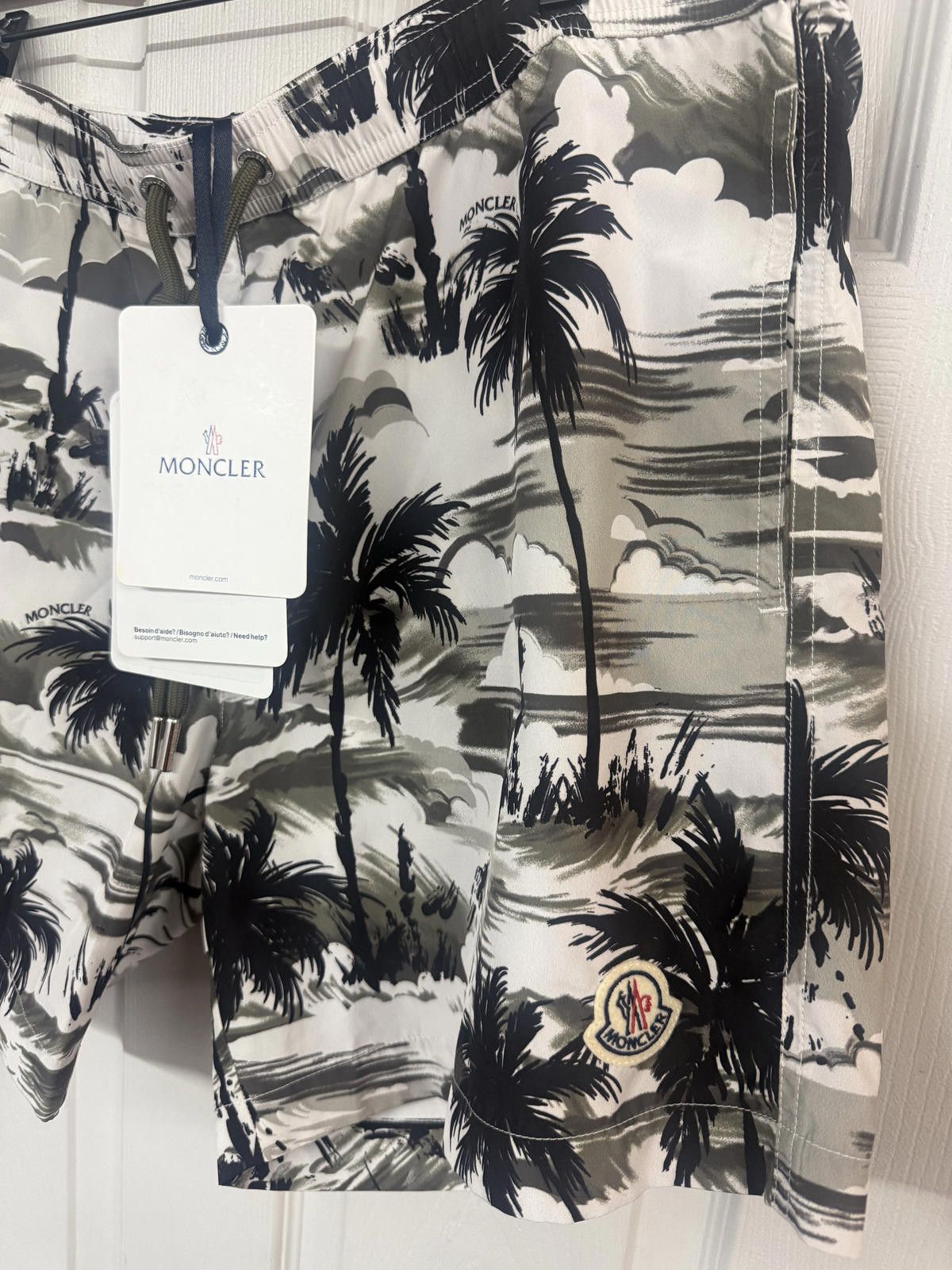 Moncler Moncler Men’s Swim Shorts Black Tree Pattern Size XXL Size US 30 / EU 46 - 2 Thumbnail