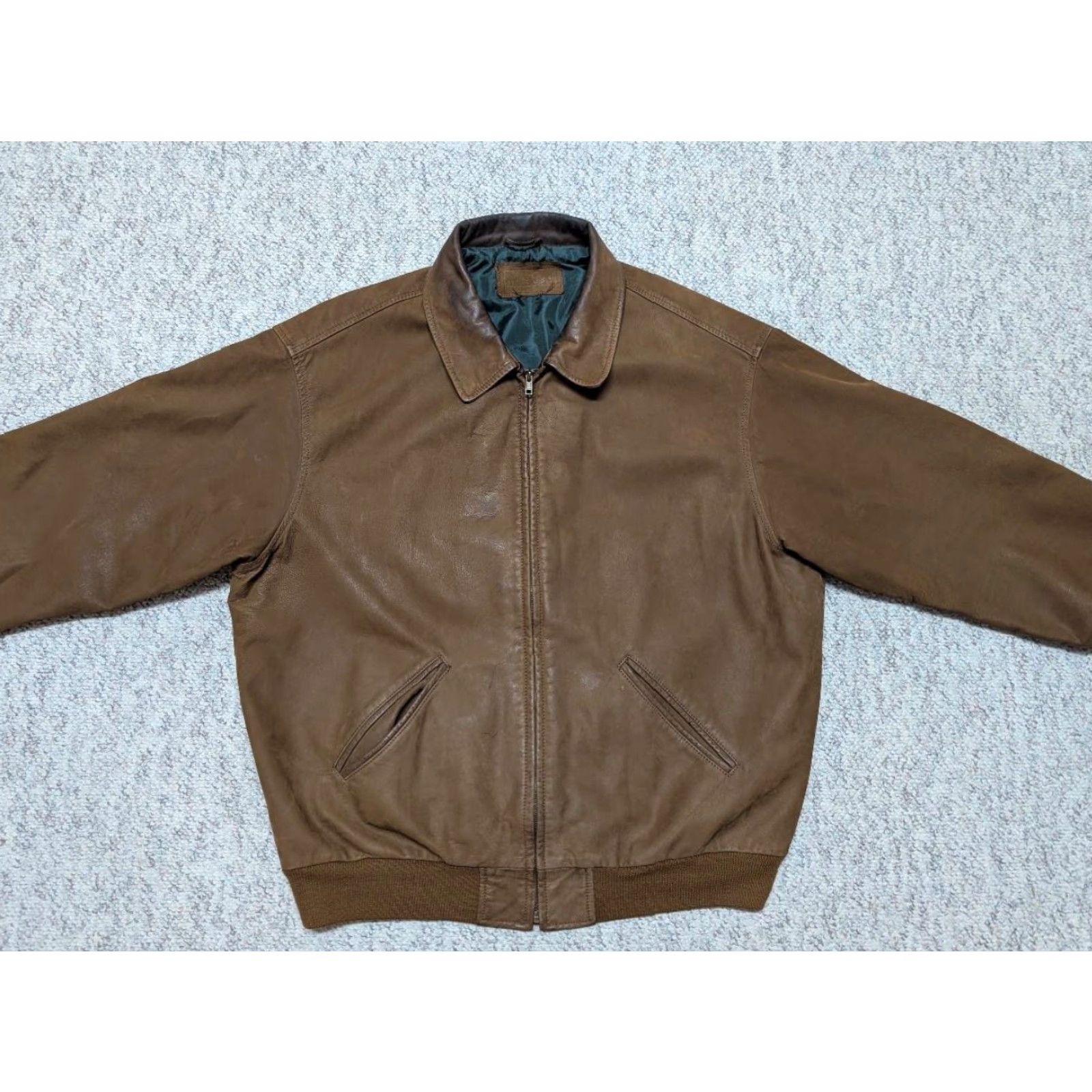 Vintage VINTAGE L.L. Bean Bomber Jacket Leather 2XL Brown Mens Leather Jacket Patina 1980s 1990s Size US XXL / EU 58 / 5 - 6 Thumbnail