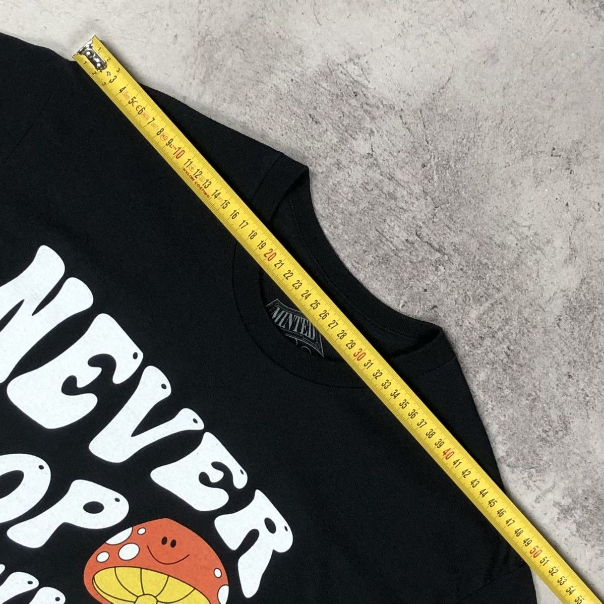 Other Minted Never Stop Growing Mushroom Psycho Hippie Graphic Tee Size US M / EU 48-50 / 2 - 11 Thumbnail