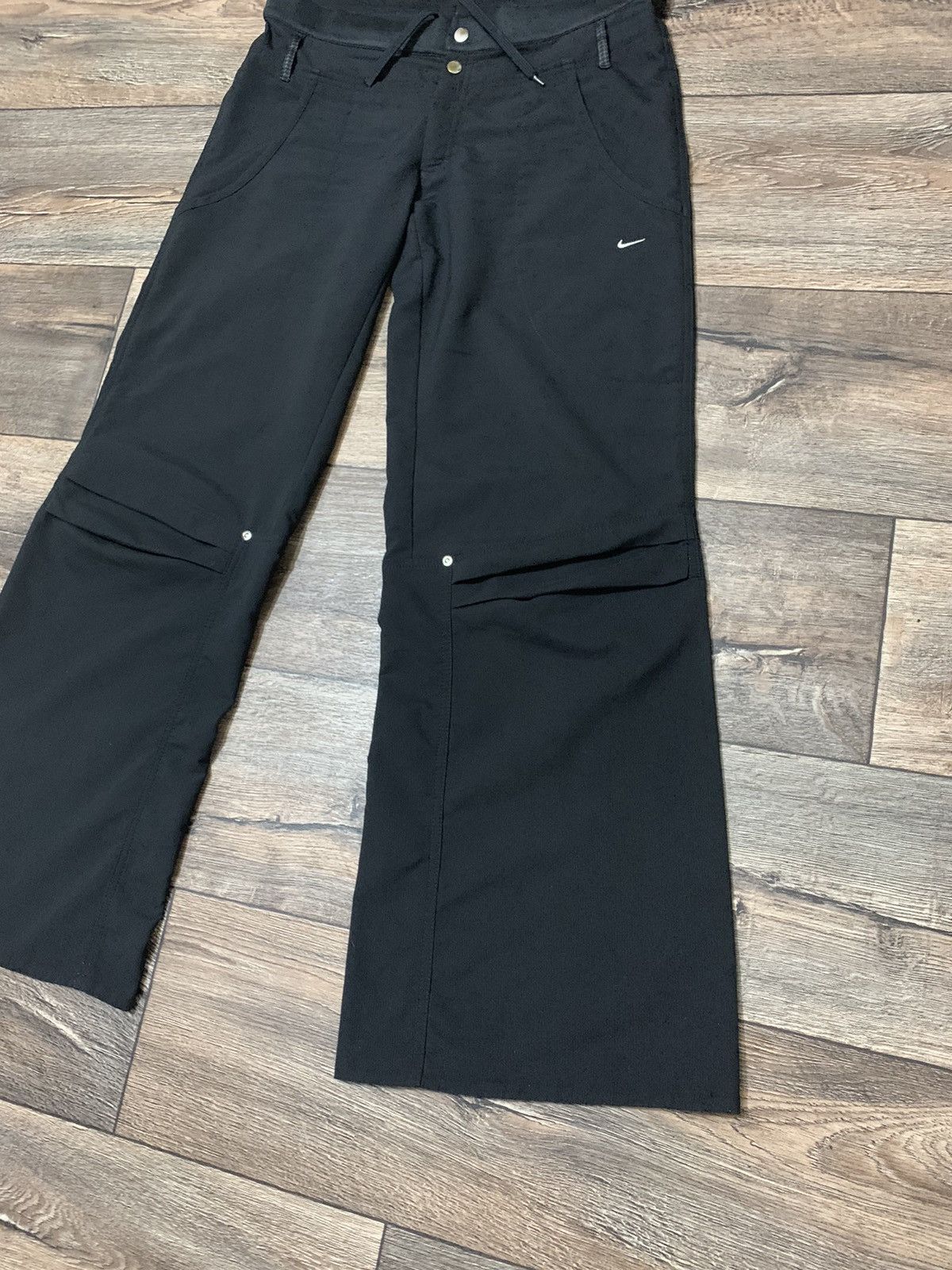 Nike × Vintage Vintage Nike Y2K Women’s Black Drill Nylon Flaps Pants Size 34" / US 12 / IT 48 - 4 Thumbnail