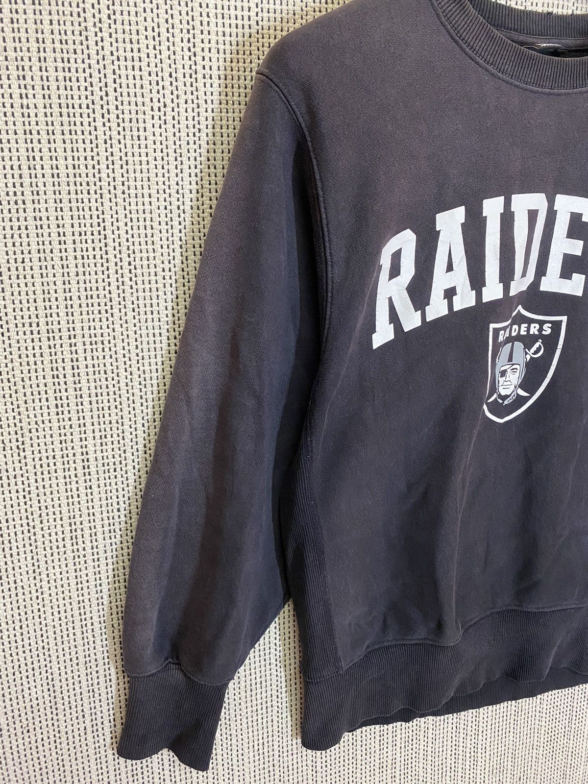 Japanese Brand × NFL 🔥oakland Raiders crewneck sweatshirt pullover sun faded Size US S / EU 44-46 / 1 - 3 Thumbnail