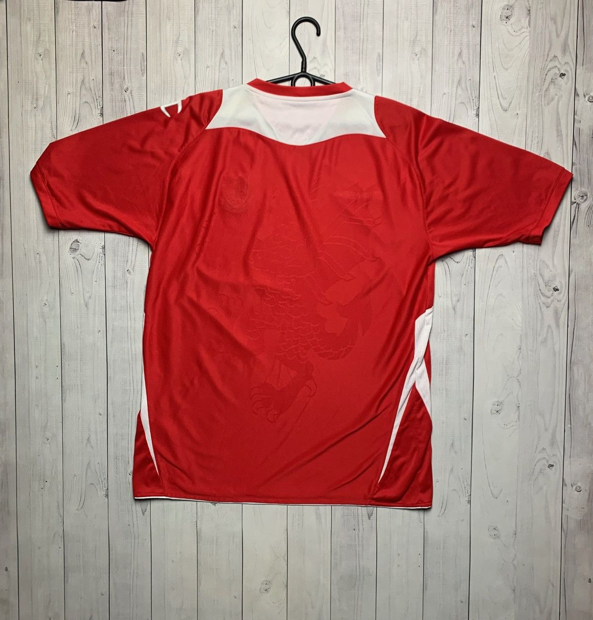 Champion × Vintage Vintage Champion Wales soccer jersey size XL red Size US XL / EU 56 / 4 - 5 Thumbnail