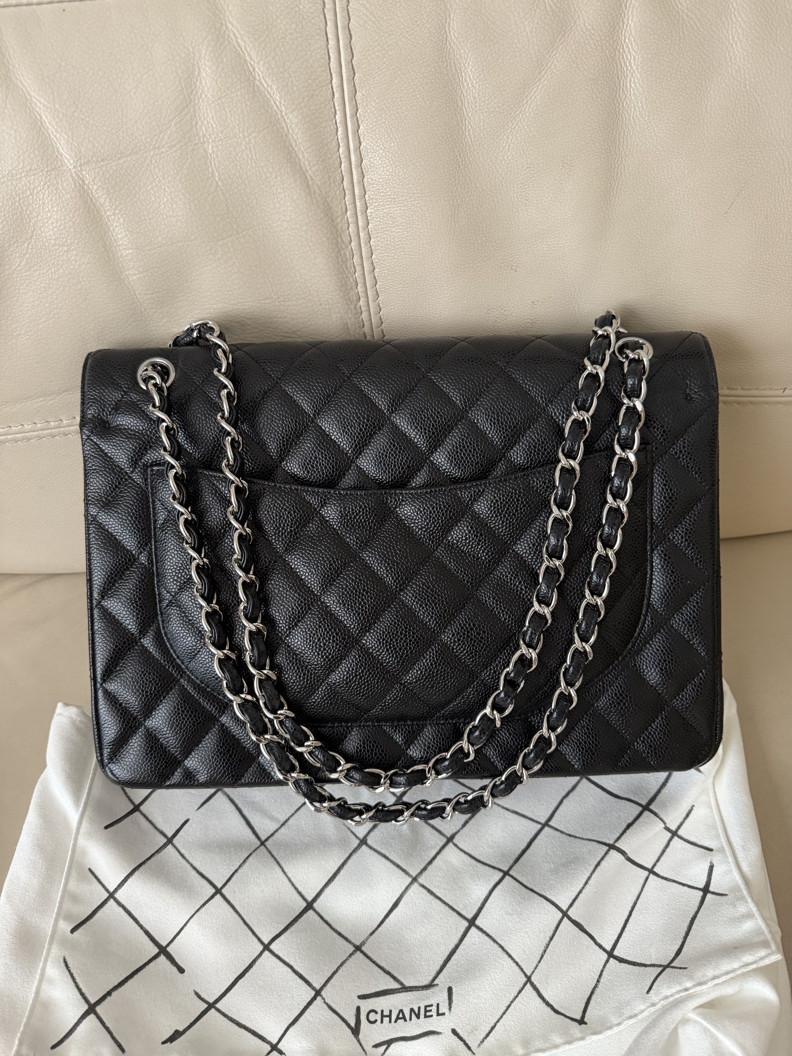 Chanel Chanel Classic Maxi Flap Bag Caviar Leather Size ONE SIZE - 2 Thumbnail