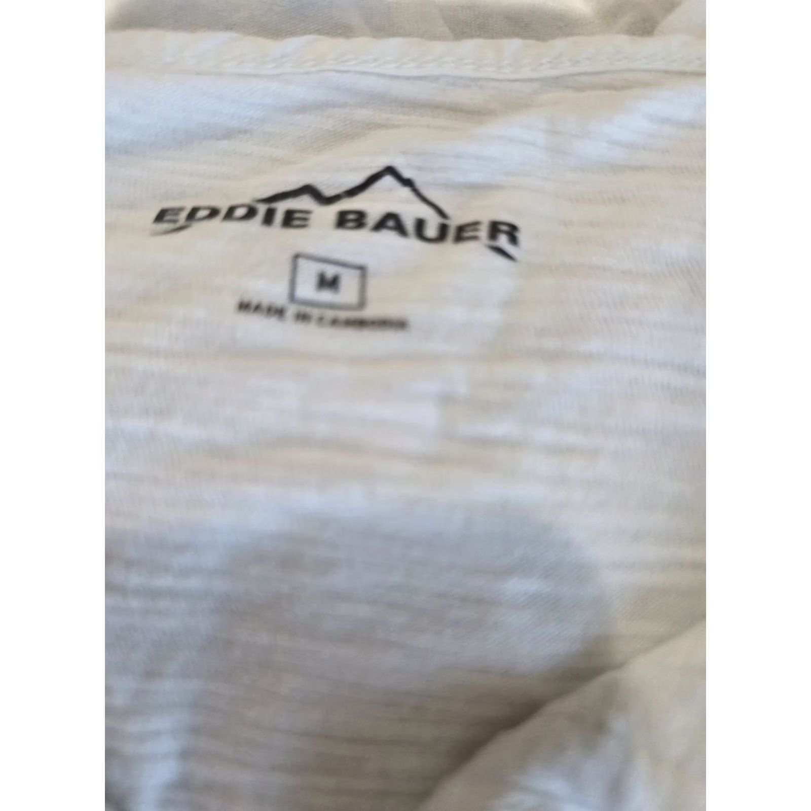 Eddie Bauer VINTAGE Eddie Bauer Top Womens Size Medium White LS Fringes Tie Neck Front Blouse Womens Size M / US 6-8 / IT 42-44 - 3 Thumbnail