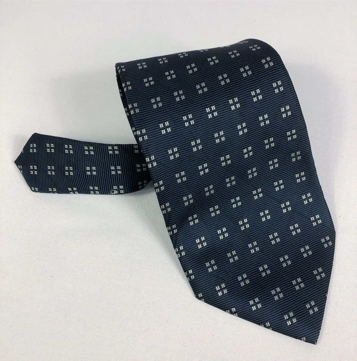 Yves Saint Laurent Rare Vintage Yves Saint Laurent YSL Silk Tie Size ONE SIZE - 9 Thumbnail