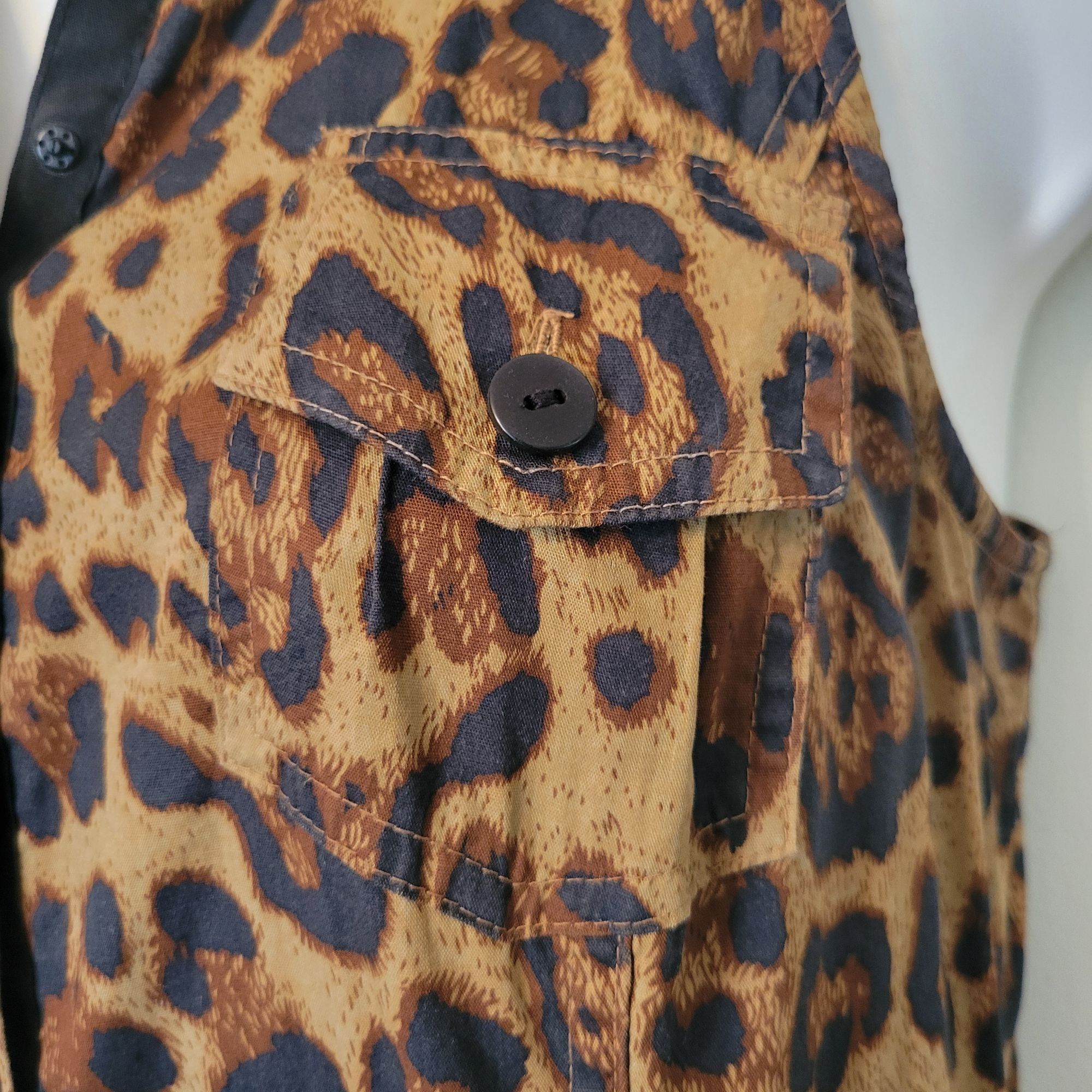 Vintage Vintage Newport News 12 Leopard Print Sleeveless Snap Down M Size XL / US 12-14 / IT 48-50 - 7 Thumbnail