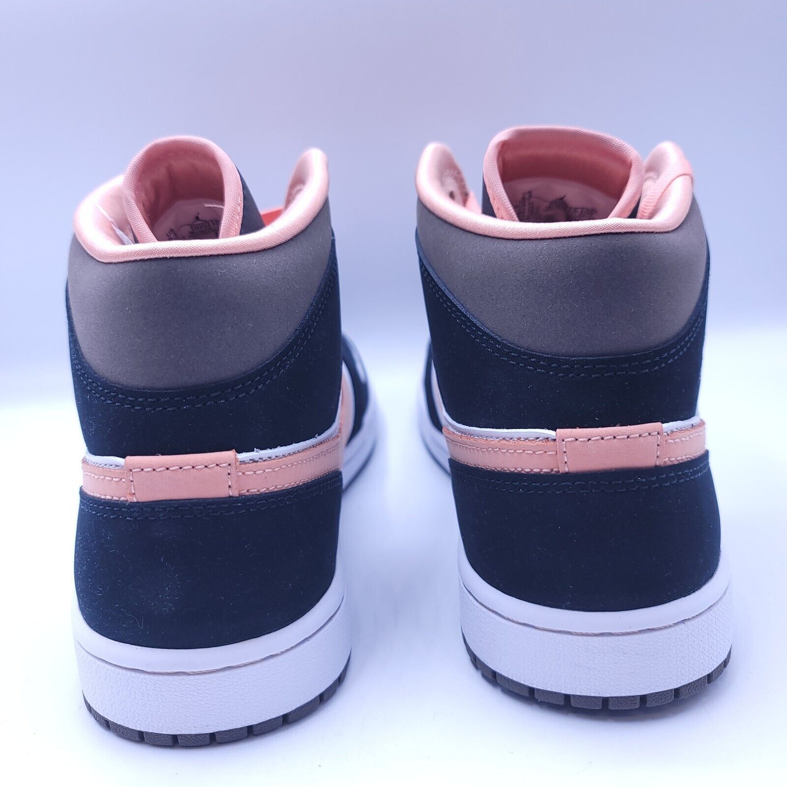 Nike Nike Air Jordan 1 Mid SE Shoe Womens Size 9.5 DH0210-100 Size US 9.5 / IT 39.5 - 3 Thumbnail