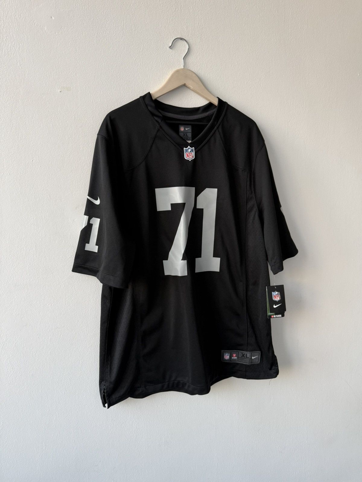 Nike Nike NFL Las Vegas Raiders Watson #71 Game Jersey Size XL Size US XL / EU 56 / 4 - 4 Thumbnail