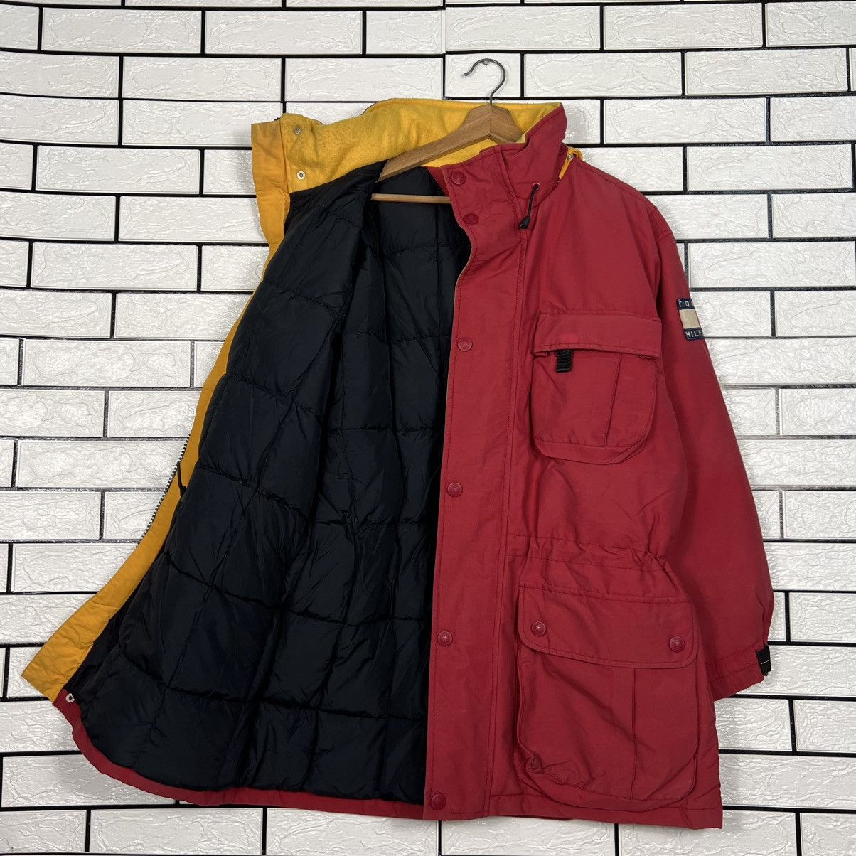 Tommy Hilfiger Vintage 90's TOMMY HILFIGER Utility Puffer Jacket #4063-C185 Size US L / EU 52-54 / 3 - 9 Thumbnail