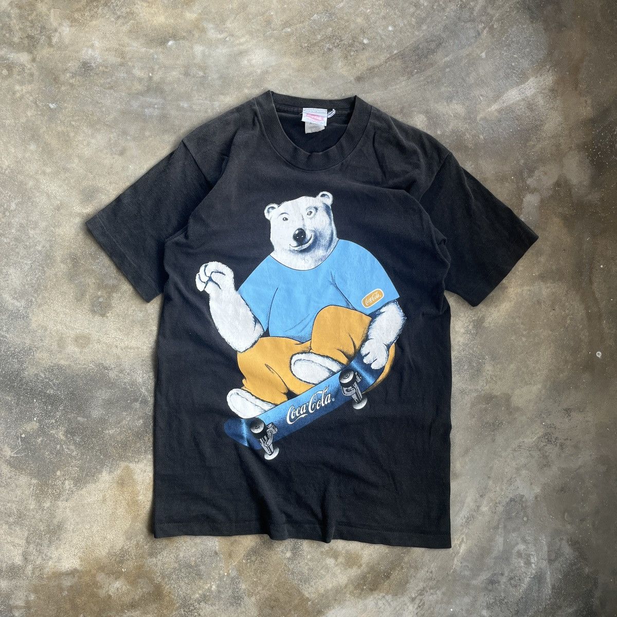 Coca Cola T-Shirt Vintage Coca Cola Skaterboards Bear Single Stitch Size US M / EU 48-50 / 2 - 2 Thumbnail